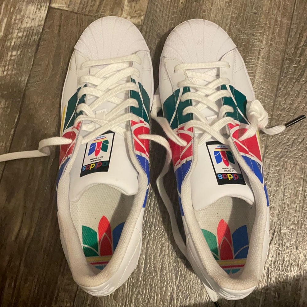 Adidas men’s 8.5